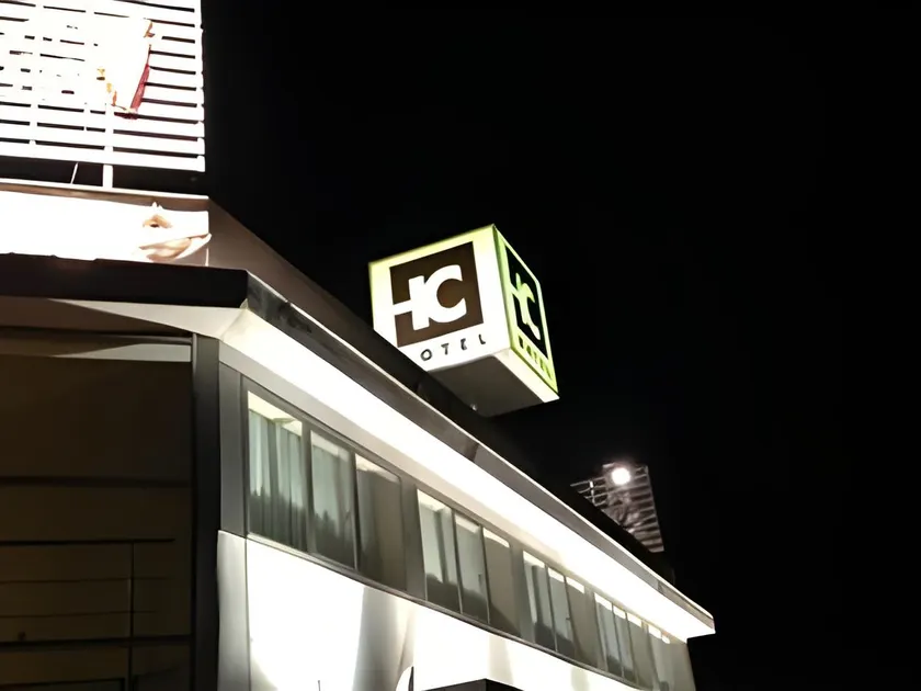 Hotel El Cruce Moraleda - Image 1