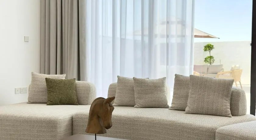 Serenity Stay - Boutique Guesthouse - Image 1