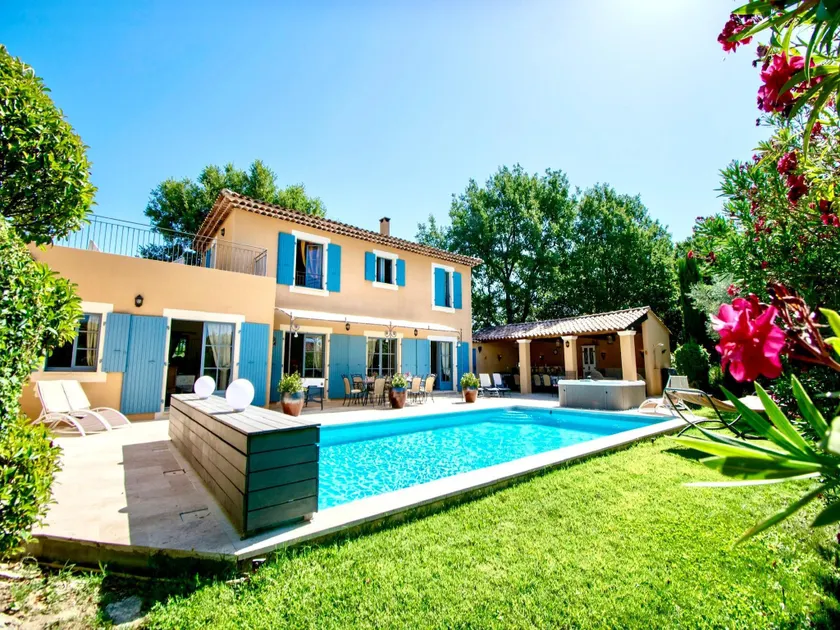 Villa in Villars with Pool and Sauna - Image 1