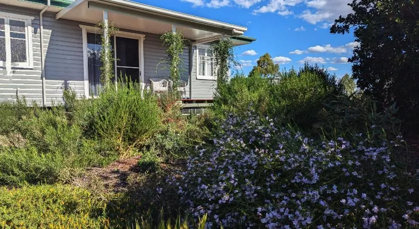 Herbgully Cottage - Image 1