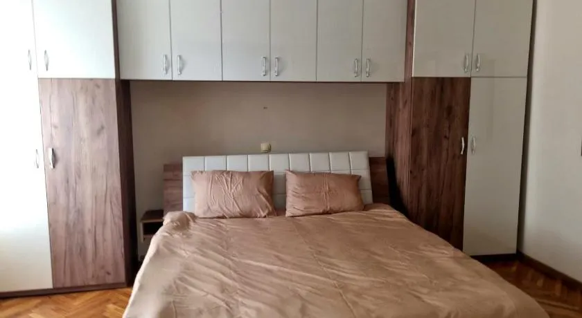 Teodora Apartment - Image 1