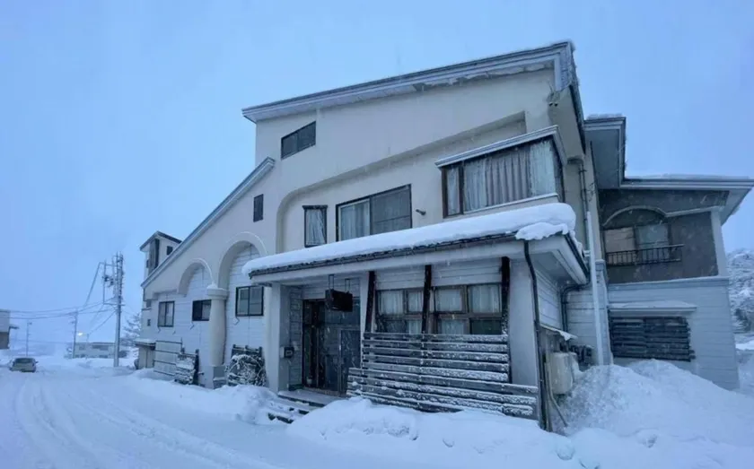 Nozawa Onsen15M JapowPension粉雪館 - Image 1
