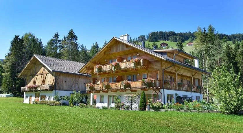 Roderhof - Image 1
