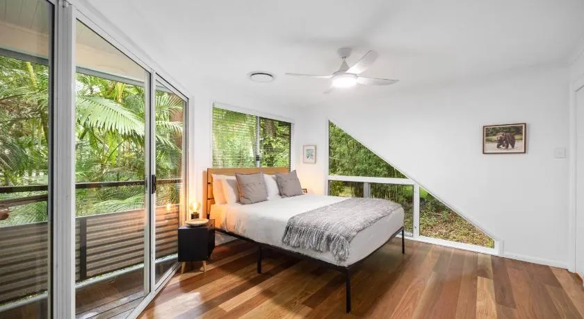 Serene Mount Coolum Escape Near the Beach - Image 1
