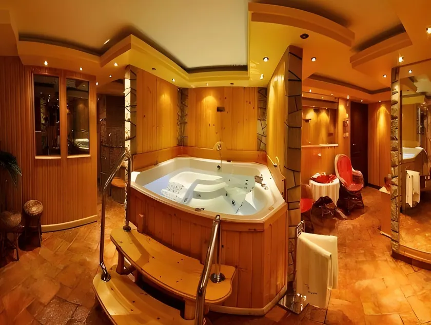 Hotel Alpin - Image 1
