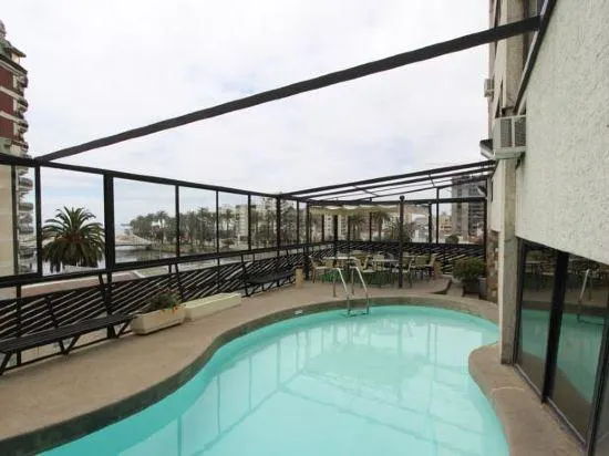 Gala Hotel - Image 1