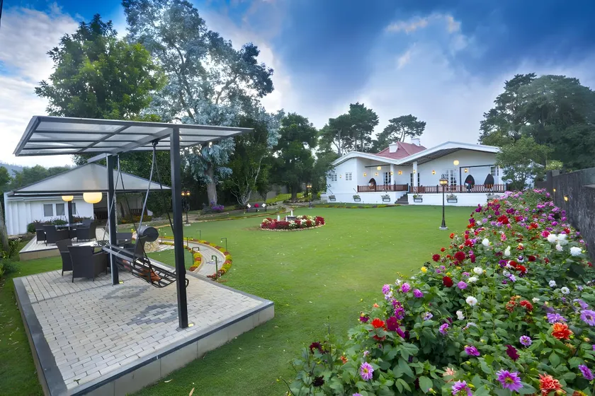 La Grande Villa - Image 1