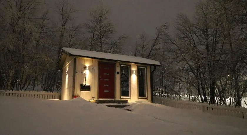 Aurora Cabin - Image 1