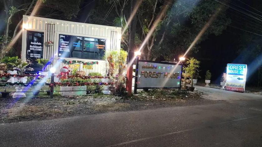FOREST RESORT - Image 1