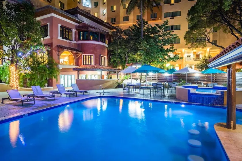Hotel Royal Oasis - Image 1