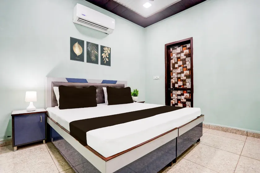 Oyo 829376 Shiv Sai Guest House - Image 1