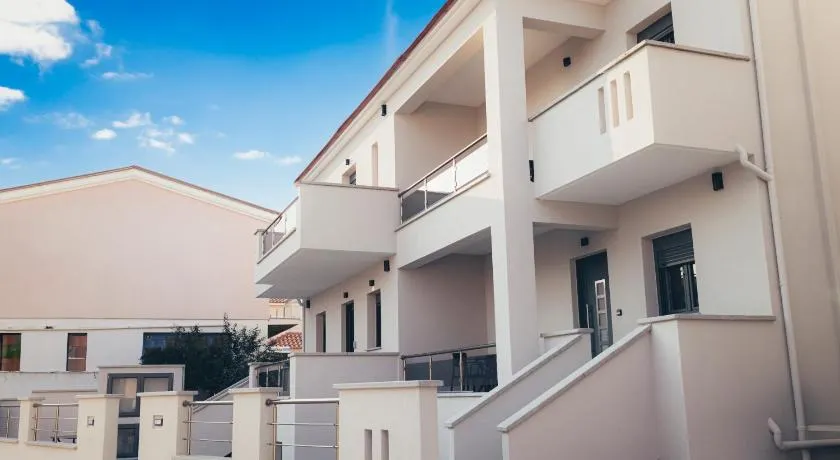 RAFKON Luxury Apartments - Myrina - Image 1