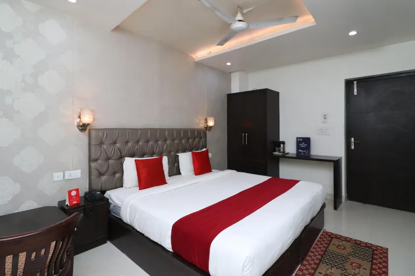 OYO Hotel Idea Inn - Image 1