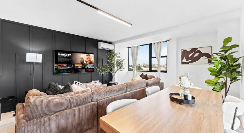 Modern 3BR Apt Near EWR, MetLife & NYC - Image 1