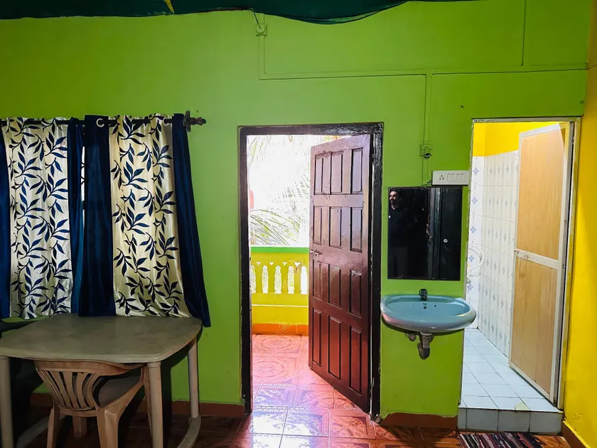 Savitri Guest House - Image 1