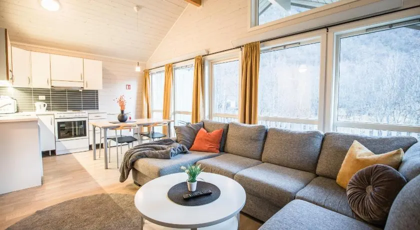 Tromsø Lodge & Camping - Image 1