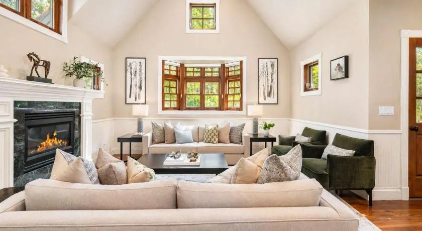 Updated Spacious Home w AC & Hot Tub Walk to Town! - Image 1