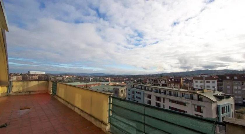 Atico centro Oviedo 3hab+garaje+terraza+wifi - Image 1