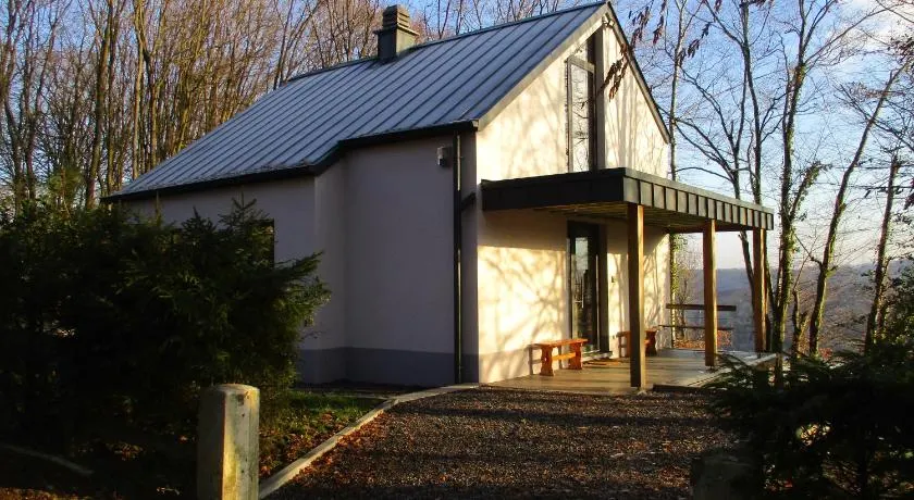 l'abri'gîte sous les arbres - Image 1