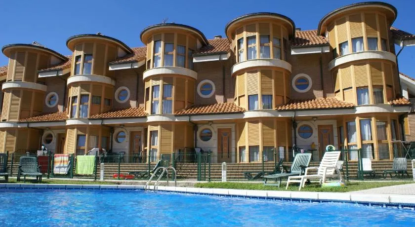 Apartamentos Quinto Sueño - Image 1