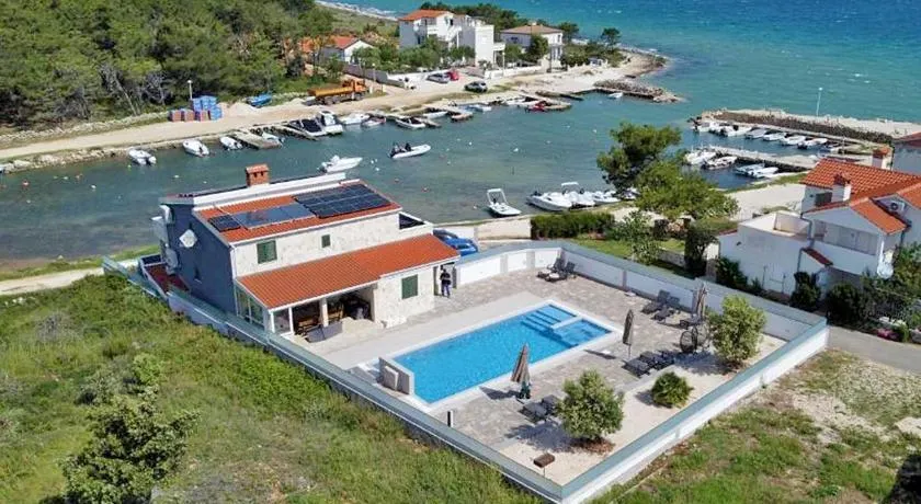 Seaside family friendly house with a swimming pool Vir - 24816 - Image 1