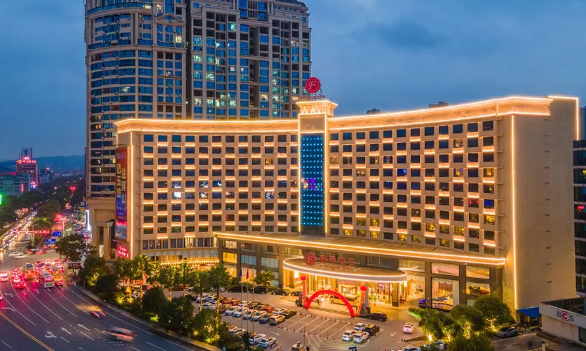 CHEN ZHOU FORTUNATE HOTEL - Image 1