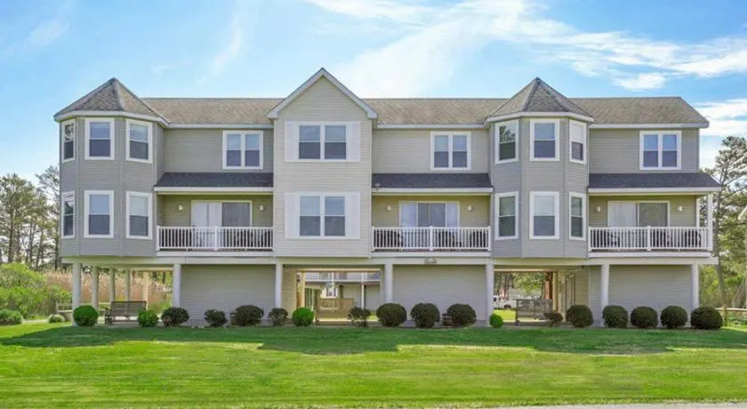 Saltwater - Pet friendly, Waterfront! - Image 1