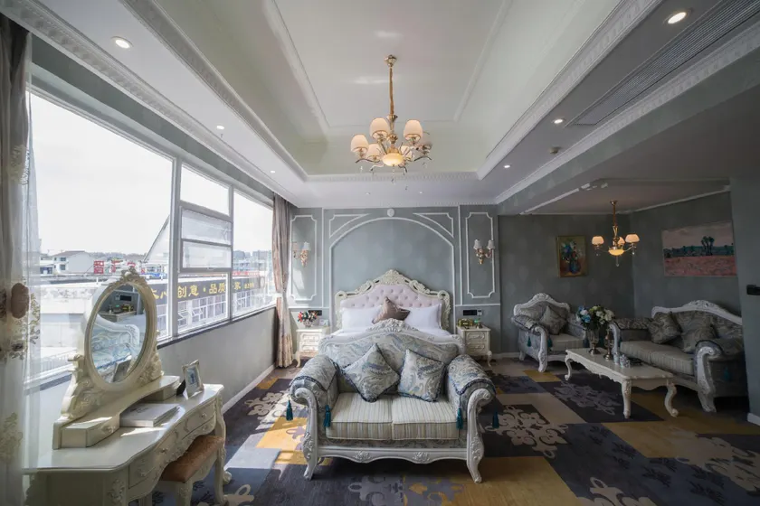 Orange Tree Crystal Hotel (Meishan Dongpo Impression Water Street Branch) - Image 1