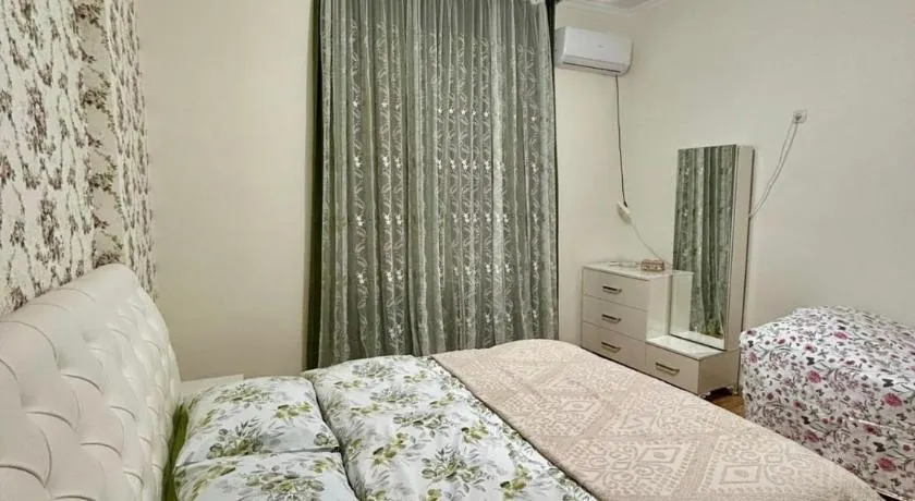 Guesthouse - Family Hotel - Image 1