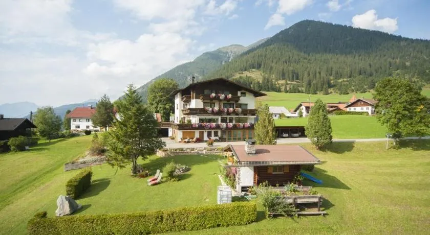 Gästehaus Bergland - Image 1