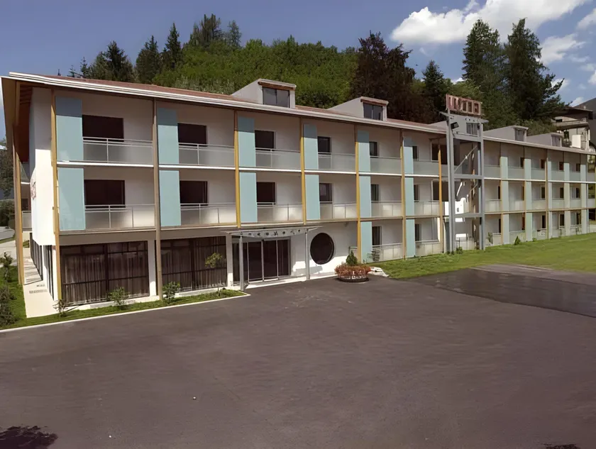 Hotel Brenner - Stop & Go - Image 1