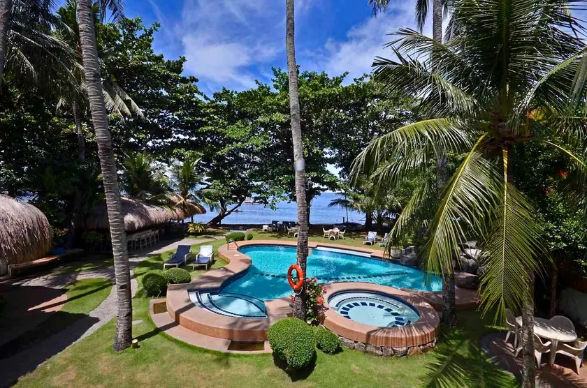 Mike's Dauin Dive Resort - Image 1
