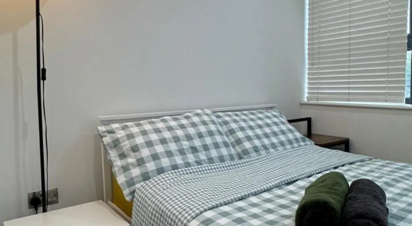 Modern Double Room - Image 1