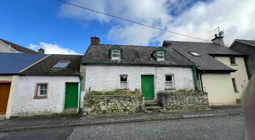 The Green Door Cottage - Image 1