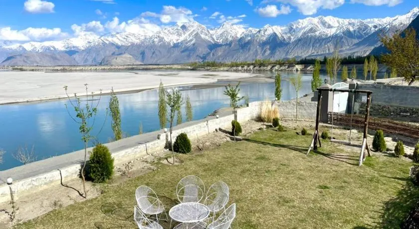 Indus View Hotel Skardu - Image 1
