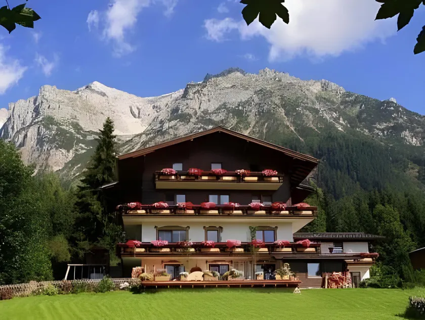 Pension Dachsteinhof - Image 1