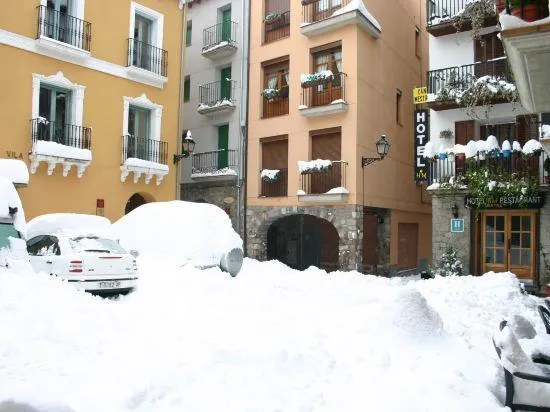 Hotel Can Mestre - Image 1