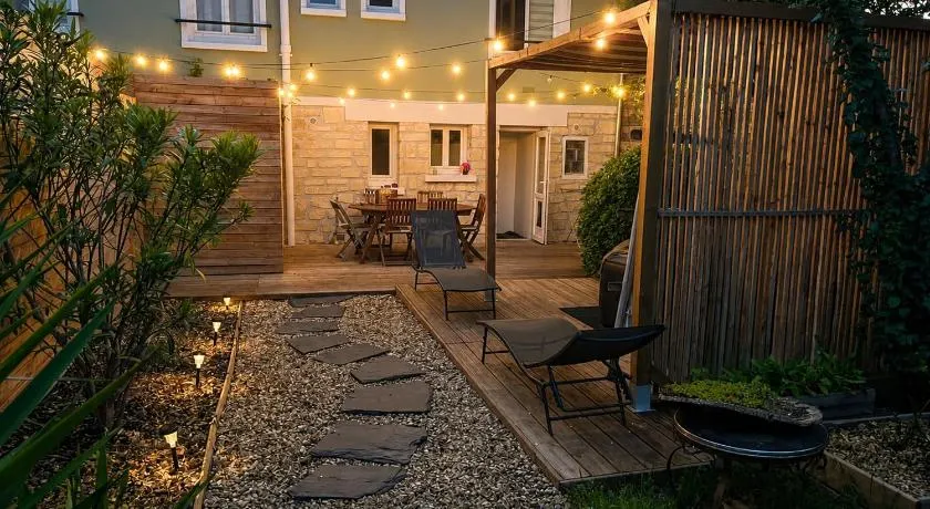 Maison esprit guinguette - Jacuzzi- Parking privé - Image 1