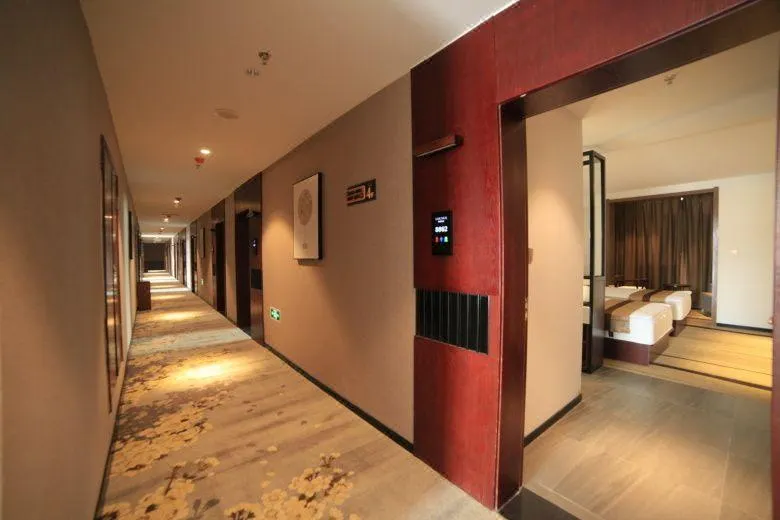 Aichenshi Hotel (Baoding Tianxia Baobai Shopping Plaza) - Image 1