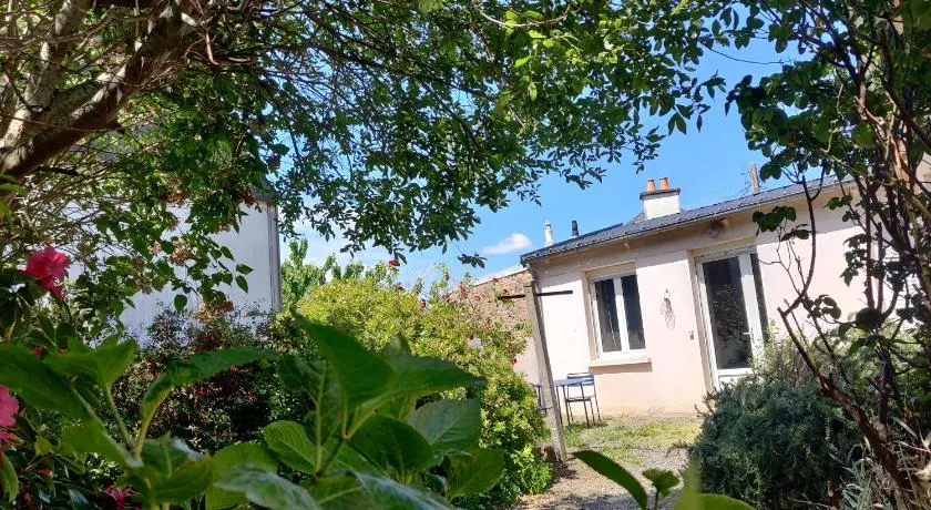 Maison calme "entre terre et mer" - proche gare - stationnement - jardin - Image 1