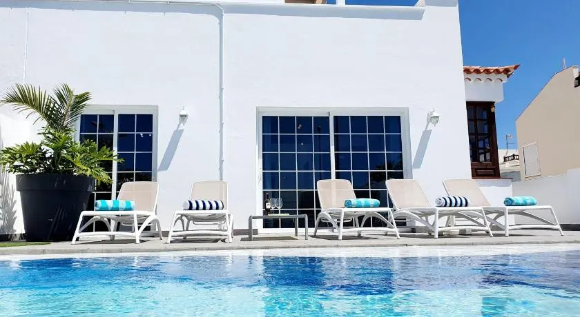 Casa Libra - Image 1
