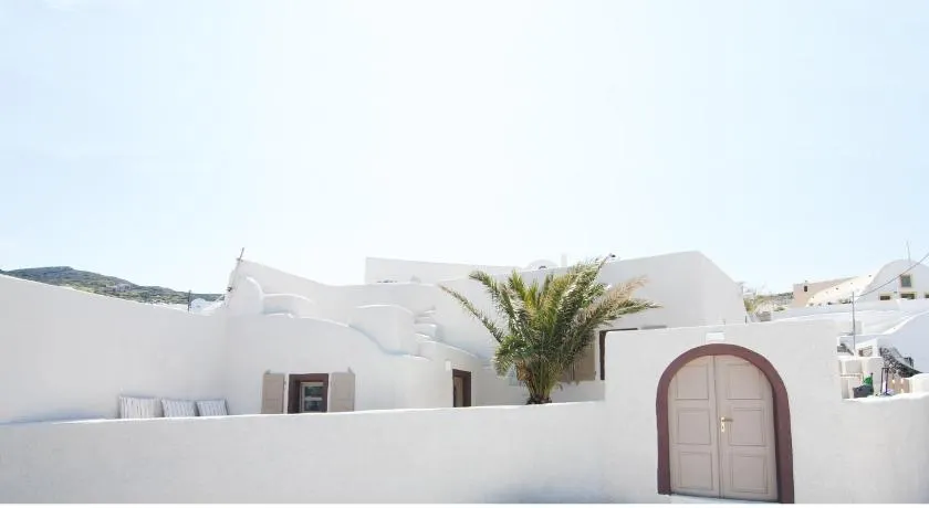 White Grape Suites - Image 1