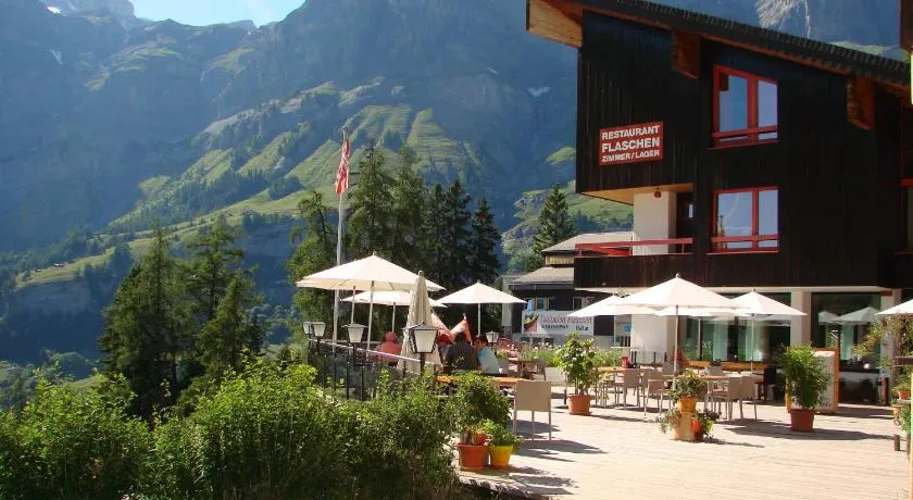 Hotel Restaurant Flaschen - Image 1