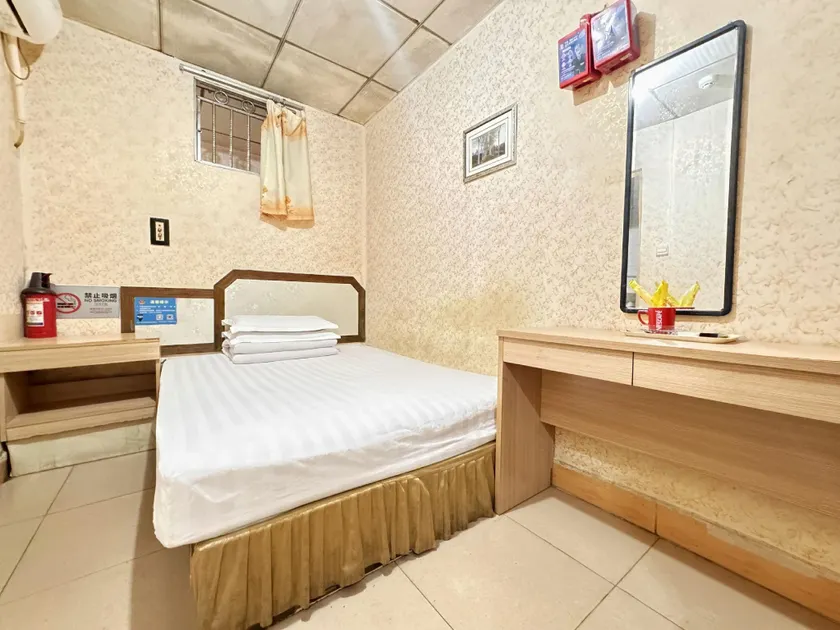 Jinhong Hotel (Shenzhen Shangsha Metro Station Branch) - Image 1