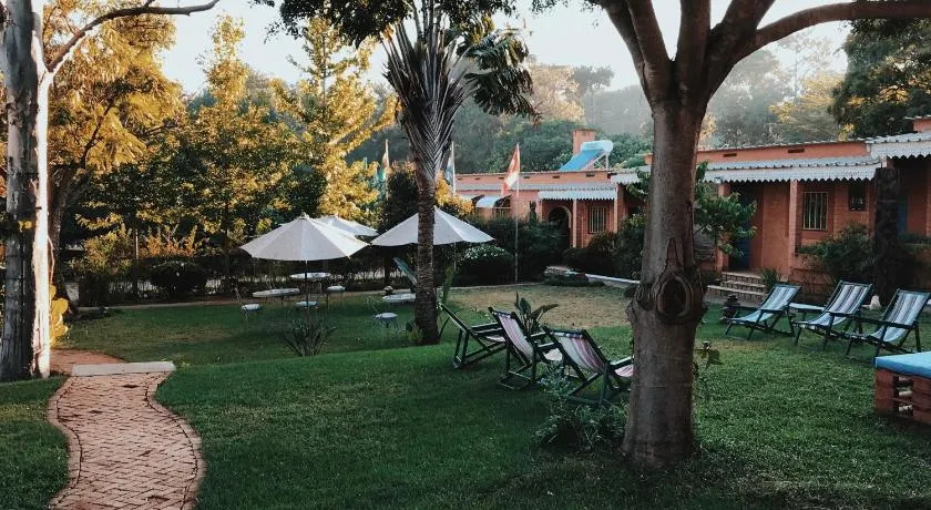 Hotel Mahavelo - Image 1