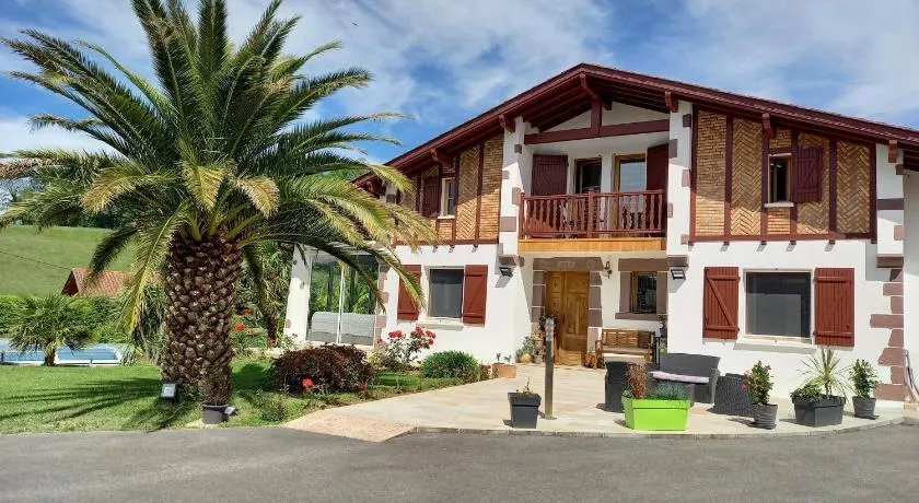 Villa Goxoki avec piscine Saint Jean Pied de Port - Image 1