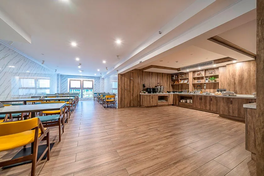 Hanting Hotel Chongqing Jiangbei Airport & Central Park - Image 1