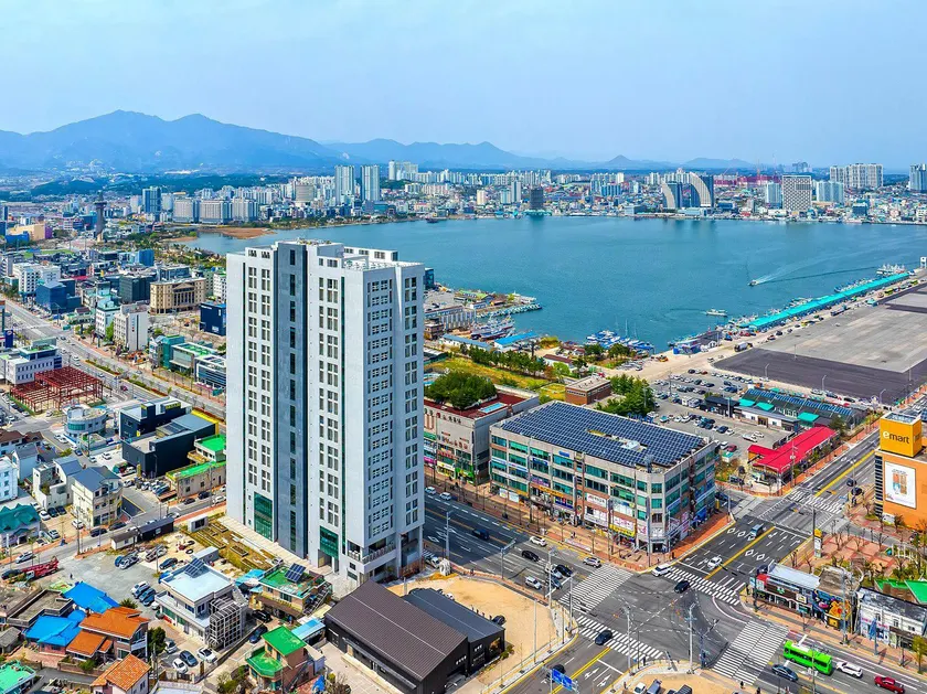 Sokcho Marivista Hotel - Image 1