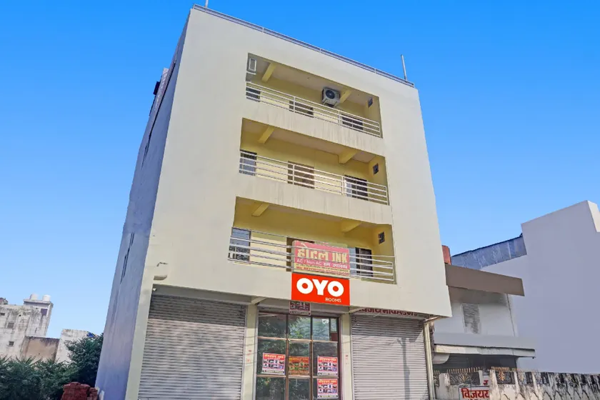 Hotel O Jnk - Image 1