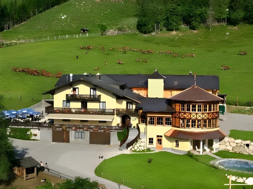 Gasthof Kleefeld - Image 1